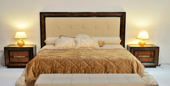 Headboard Cleaning Toronto Markham, What To Use Clean Fabric Headboard